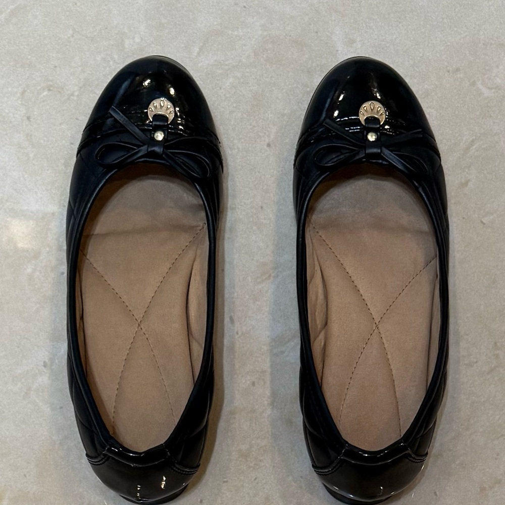 Jacklyn Smith Elegant Black Women's Flats Quilted Shoes sizes:6” - Picture 3 of 10